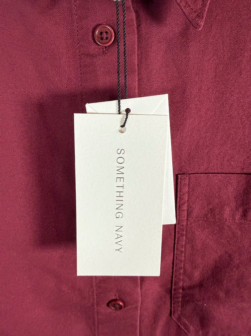 NWT Something Navy Burgundy Classic Button Up Long Sleeve Shirt Size Small