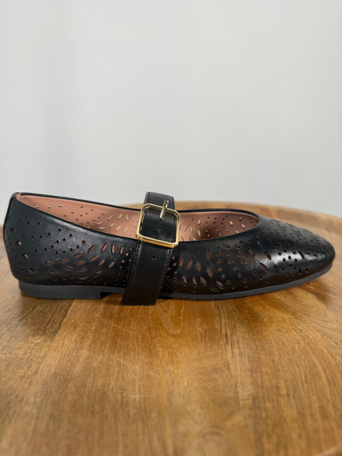 NWB Linea Paolo Miller Black Nappa Leather Mary Jane Flats Size 5