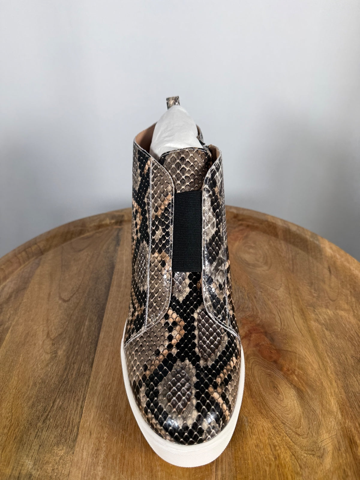 NWB Linea Paolo Felicia 3 Python Print Leather Wedge Sneakers Size 6.5