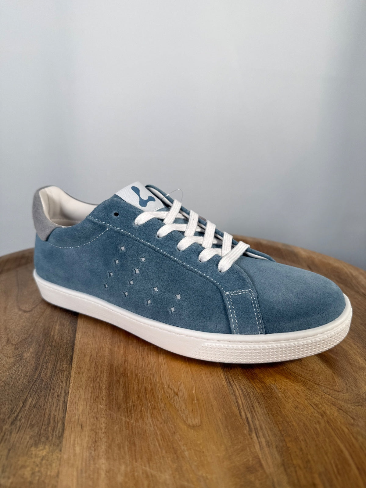 NWB Lazo Halo Aquamarine Blue Sneakers Women's Size 7