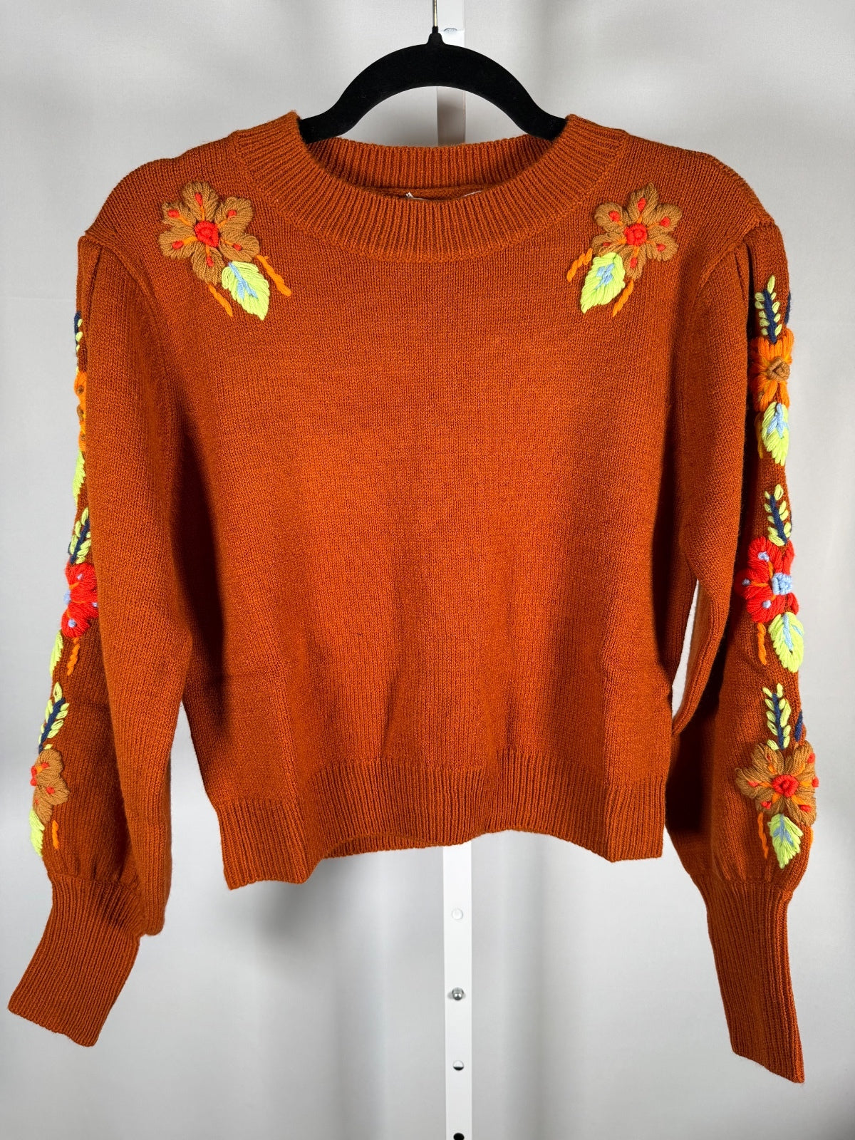 NWT Something Navy Burnt Orange Floral Embroidered Crew Neck Sweater Size XS