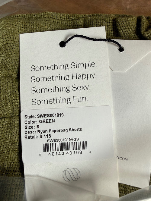 NWT Something Navy Ryan Paperbag Green Shorts Frayed Hem Size Small