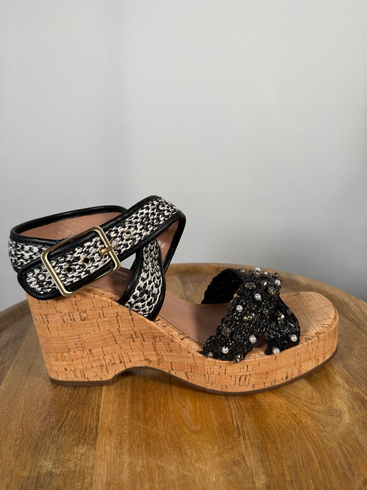 NWB Linea Paolo Varena Black Raffia Embellished Wedge Sandals Size 6.5