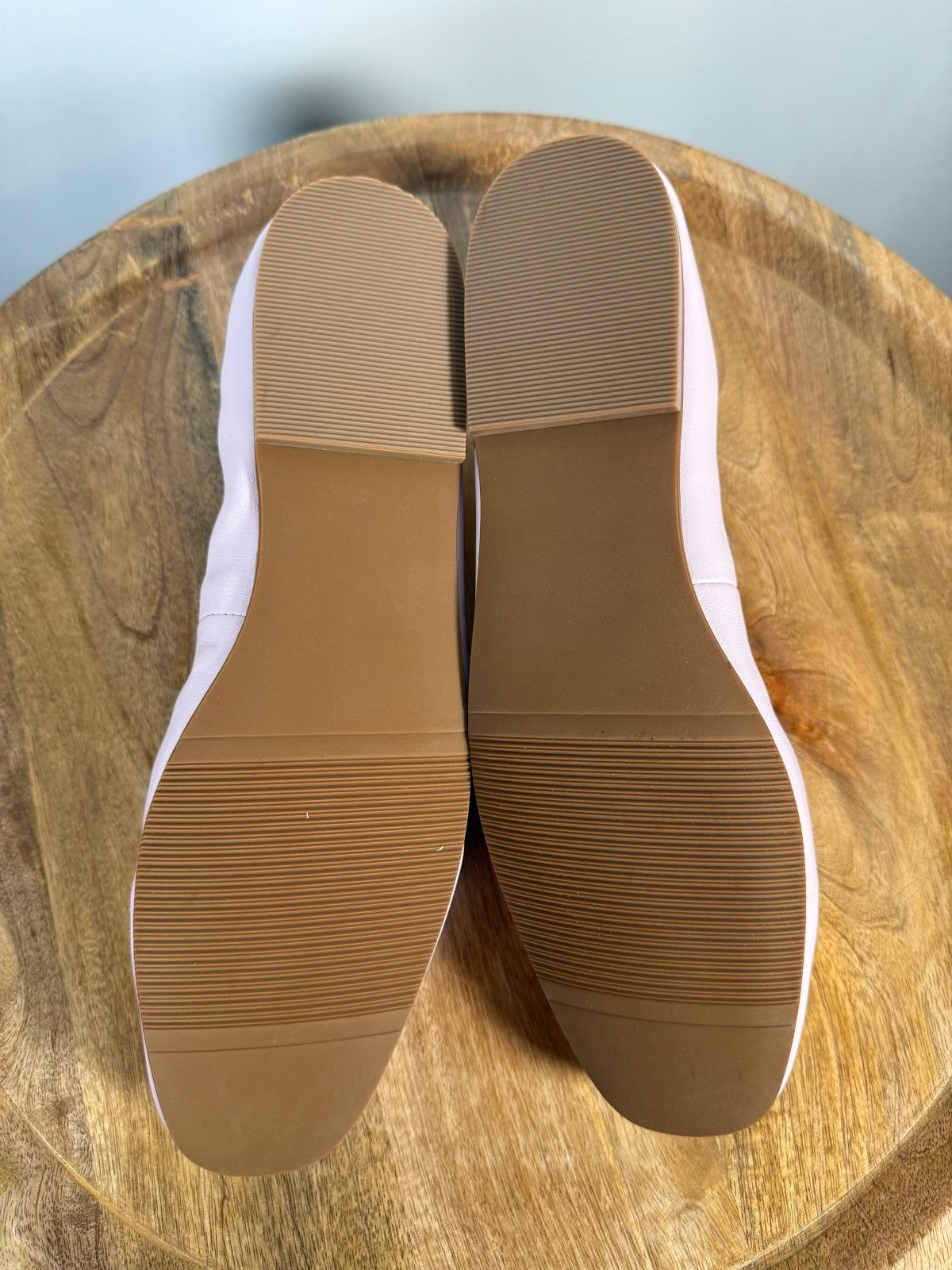 NWB Linea Paolo Newry Lavender Fog Nappa Leather Ballet Flats Size 9.5