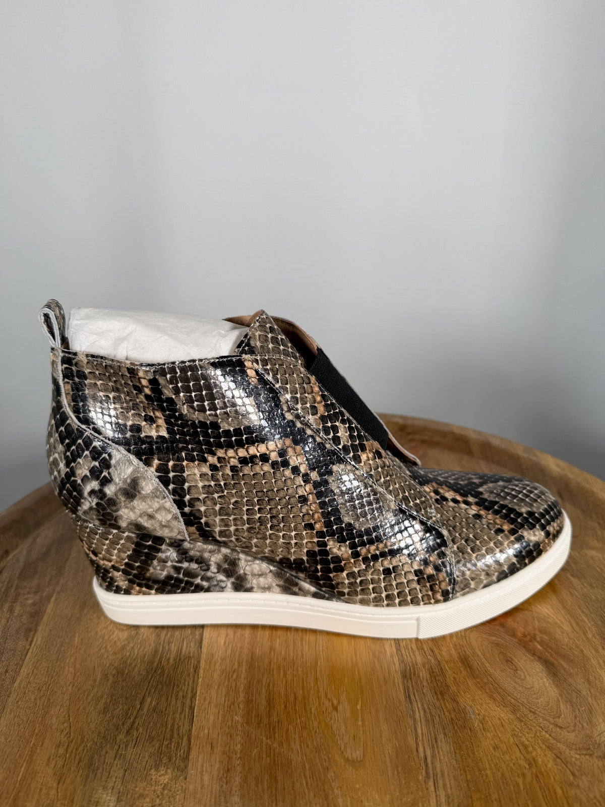 NWB Linea Paolo Felicia 3 Python Print Leather Wedge Sneakers Size 10