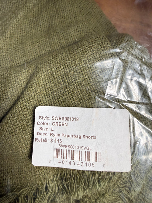 NWT Something Navy Ryan Paperbag Green Shorts Frayed Hem Size Large