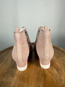 NWB Linea Paolo Anna Blush Perforated Suede Wedge Sneakers Size 10