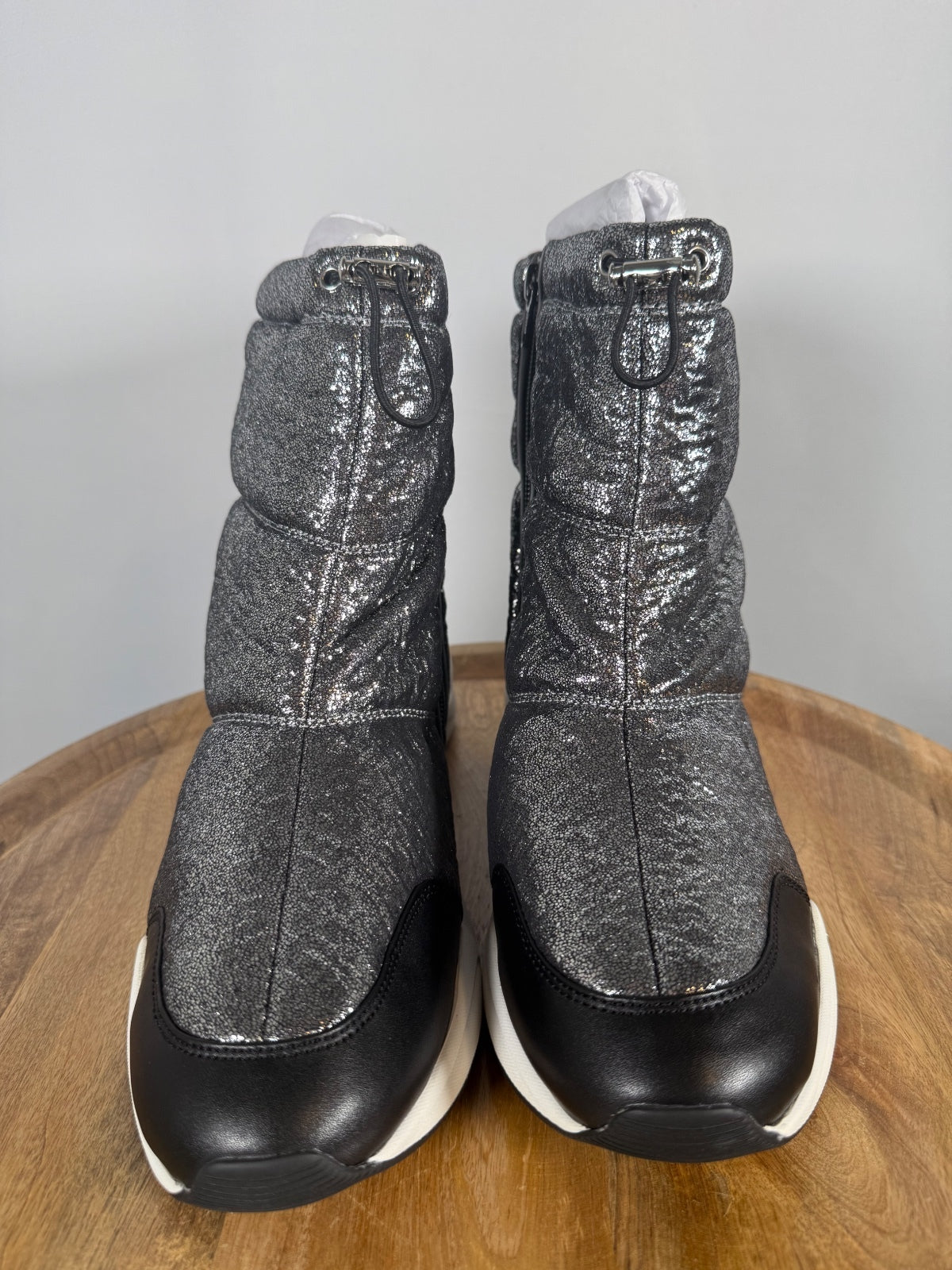 NWB Linea Paolo Gillie Silver Metallic Puffer Wedge Sneaker Boots Size 10