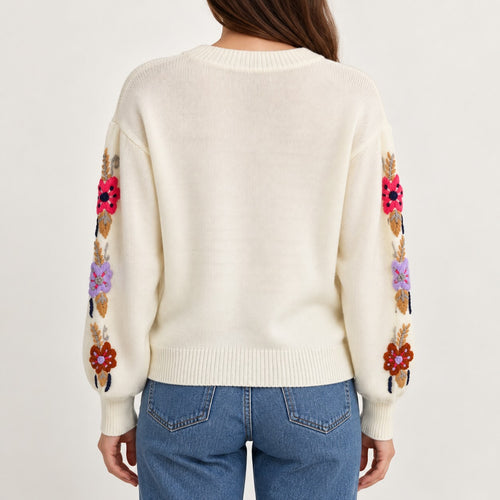 NWT Something Navy Ivory Floral Embroidered Crew Neck Sweater Size Small
