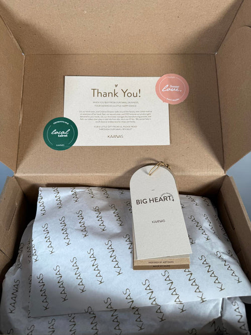 Kaanas Santiago Wedge Sandals Size 9 NIB