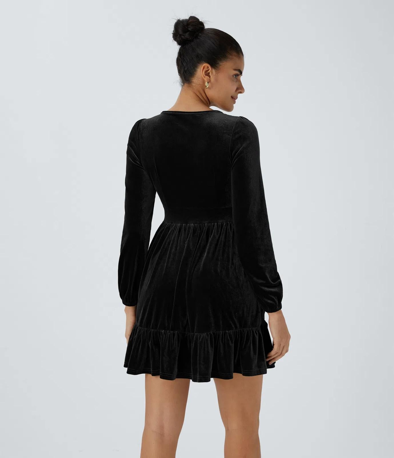 NWT Halara Deep V Neck Long Sleeve Ruffled Hem Velvet Mini Chill Dress Black Large