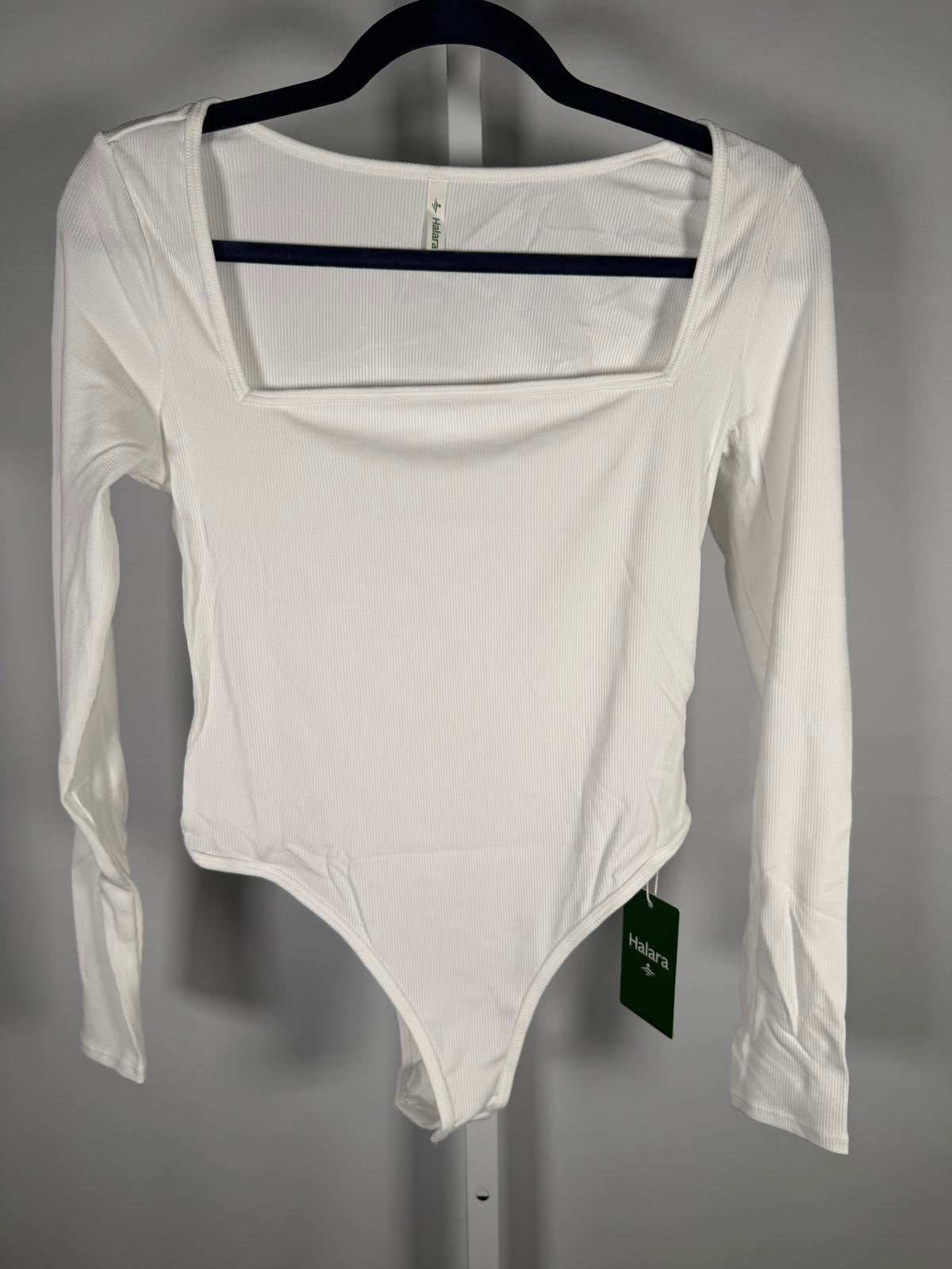 NWT Halara Ribbed Knit Square Neck Long Sleeve Skinny Casual Bodysuit White M