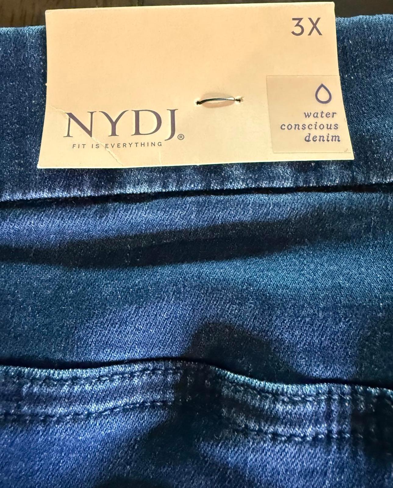 NYDJ Waist Match Relaxed Flare In Genesis. LiftXTuck Technology. Size 3X. NWT