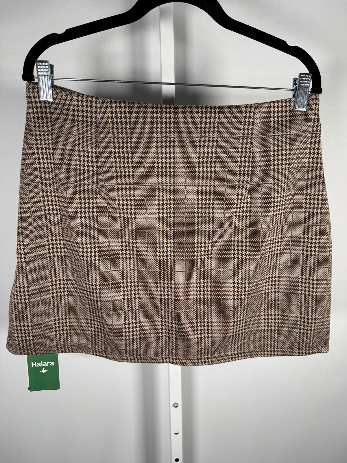 NWT Halara High Waisted 2-in-1 Houndstooth Plaid Mini Work Skirt Brown Plaid L