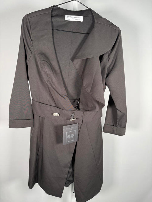 NWT Mac Duggal Three Quarter Sleeve Ruffle Neck Dress Black Size 2