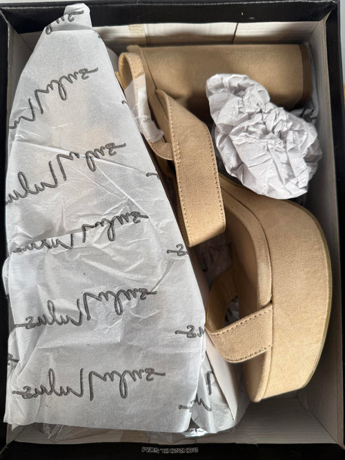 Lulus Acee Natural Suede Platform Heels - 11 NWB