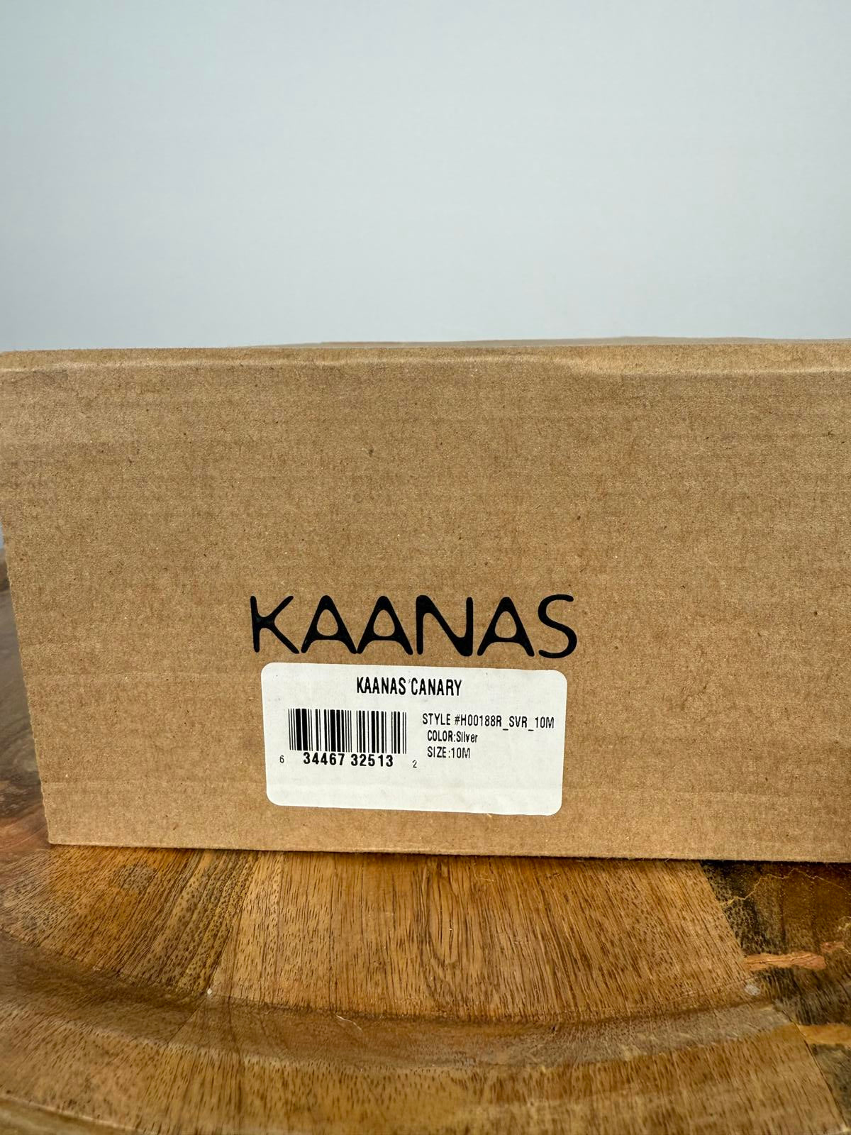 Kaanas Canary Block heel Silver Size 10 NWB