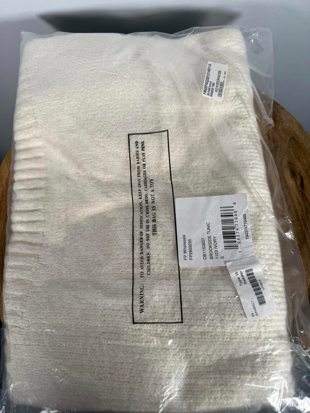 NWT Free People Brookside Tunic Sweater Ivory Size Small