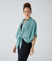 NWT Halara Batwing short sleeve long line shirt in Nile Blue M