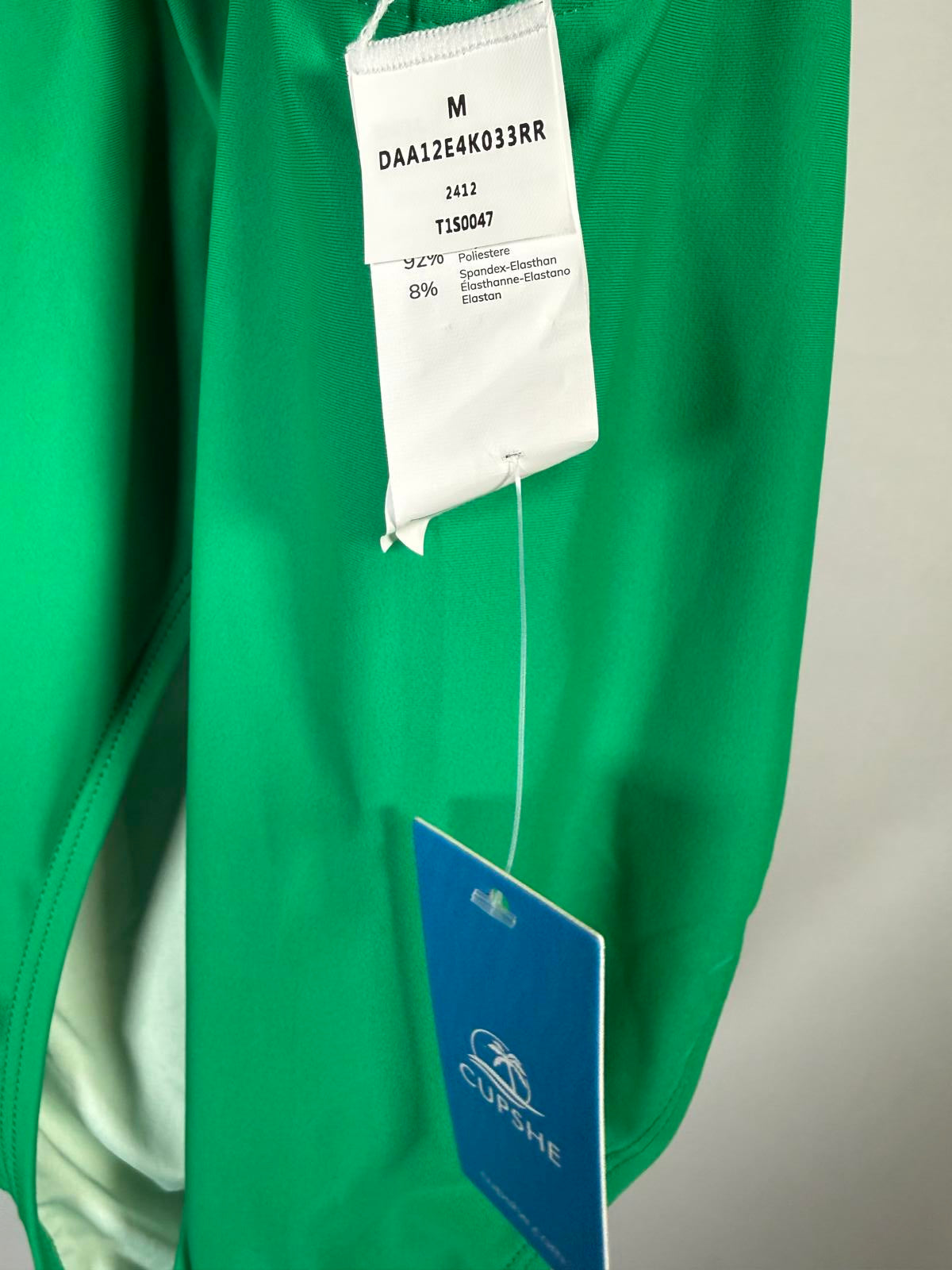 NWT Cupshe Green One-Piece Swimsuit with Plunging V-Neck Size Medium