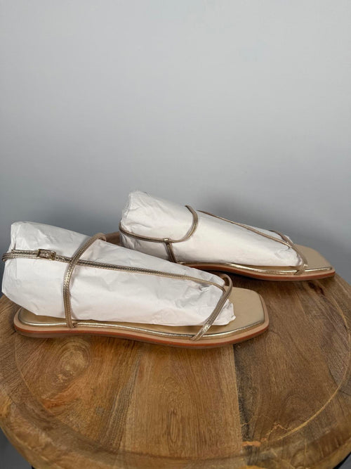 Kaanas Alayta Sandal Gold Size 11 NIB