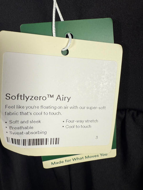 Halara Softlyzero Airy Super High Waisted 2-in-1 Yoga Shorts - M