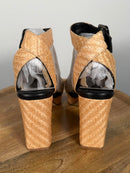 27 EDIT Naturalizer Jaselle Ankle Strap Platform Sandal Size 9 NWB