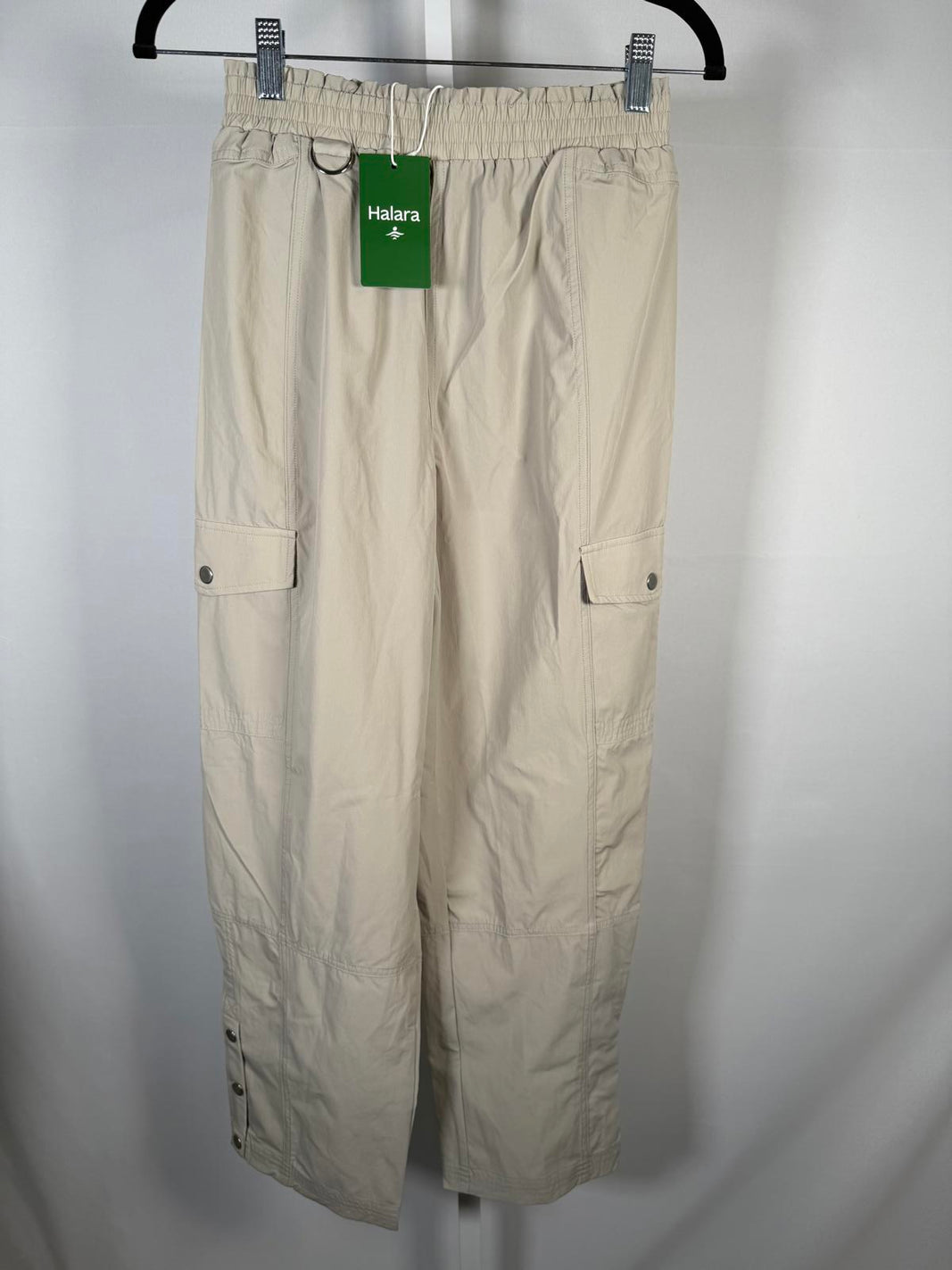 NWT Halara Women's Cargo Pants Beige Size XS