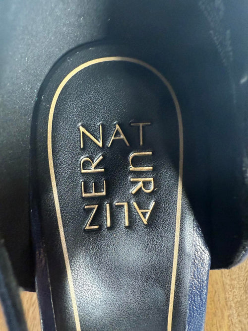 NWB Naturalizer Women's Amber Ankle Strap Size 8W