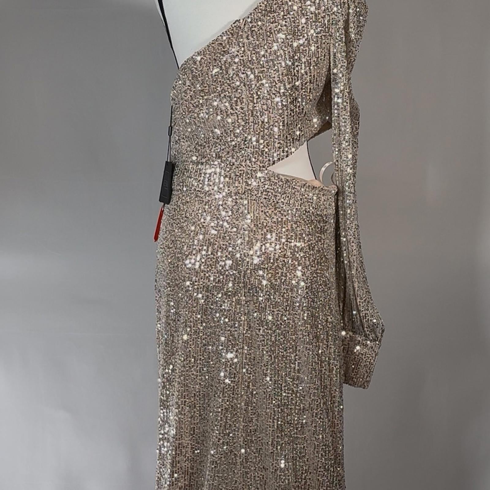 Mac Duggal Formal Silver Sequined One Shoulder Cut Out Gown Size 10 $298 NWT