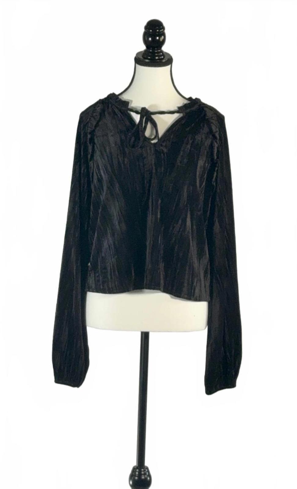NWT Rachel Parcell Black Velvet Long Sleeve Blouse Women's Size Small