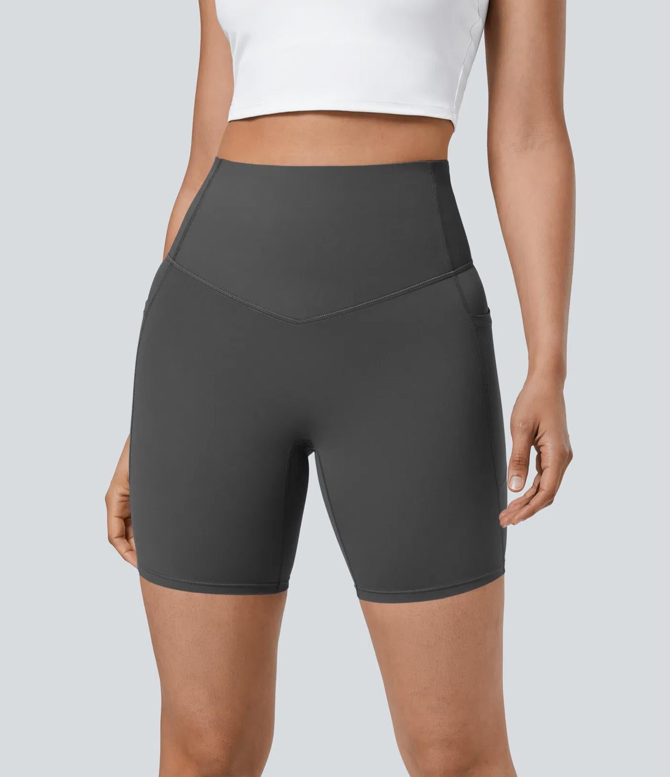NWT Halara UltraSculpt High Waisted Tummy Control Pocket Biker Shorts Size Small