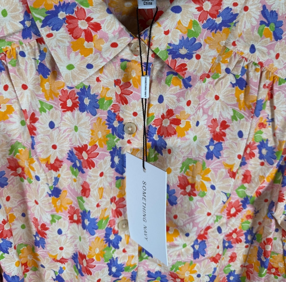 NWT Something Navy Floral Puff Sleeve Button Up Blouse Cream Multi Size Medium