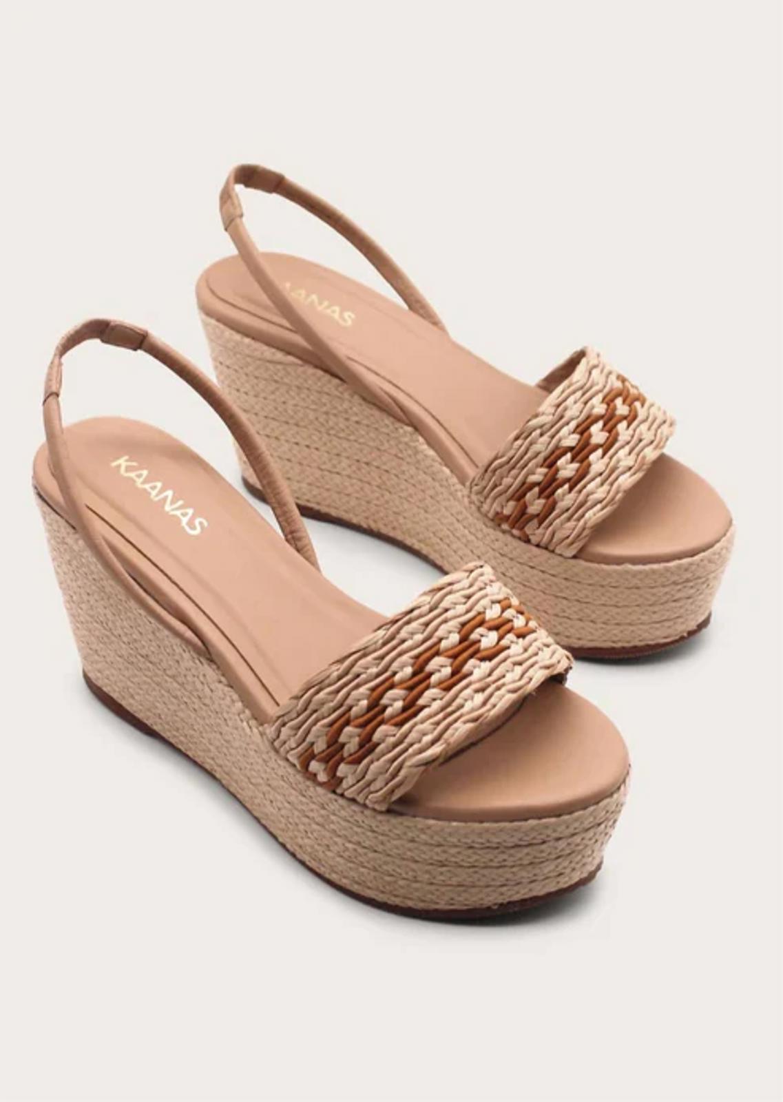 NWB Kaanas Santiago Wedge Sandals Women's Size 9