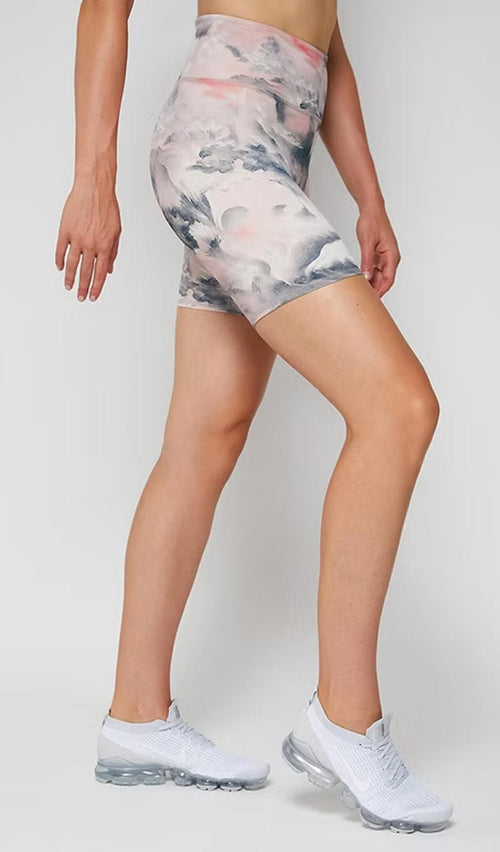 NWT Fourlaps Arc High Waist Biker Shorts Pink Clouds Size Medium